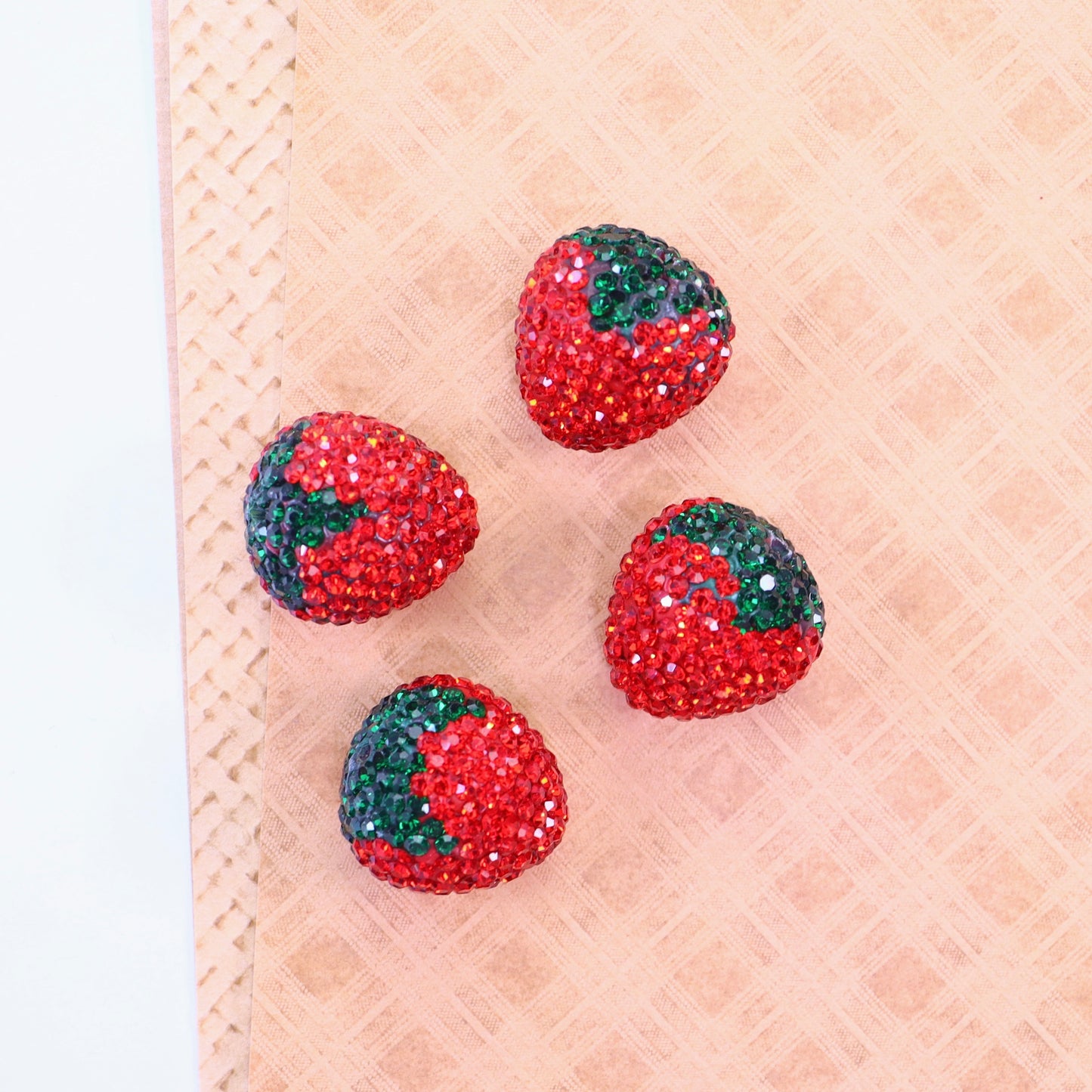 A<052>(ONLY 10 SETS) Strawberry  Beads & Metal Jewelry & High Quality  - DIY Materia